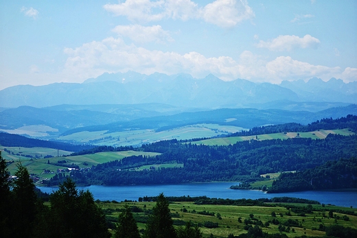 Zalew Czorsztyski i Tatry z gry Wdar